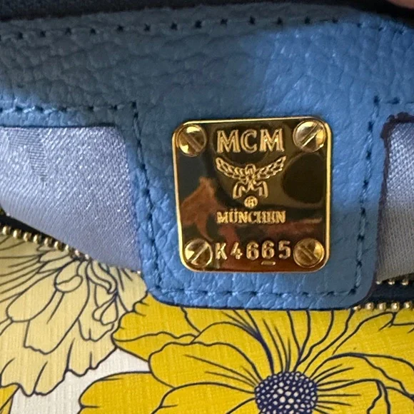 MCM Sky Blue Leather Authentic MCM Shoulder Bag MCM Crossbody MCM Handbag - Picture 10 of 16